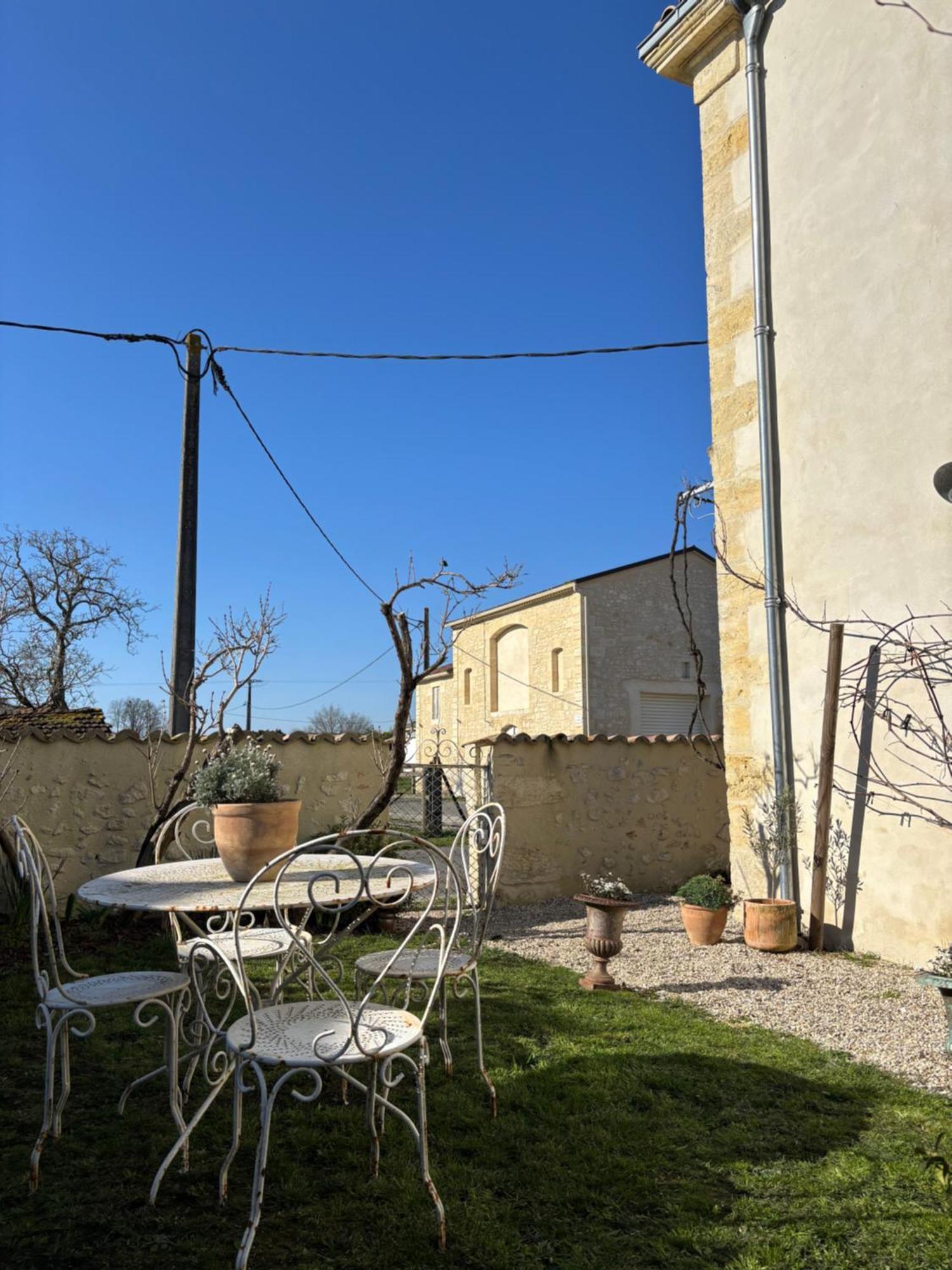 Chateau La Fon Du Berger Saint-Sauveur  Buitenkant foto